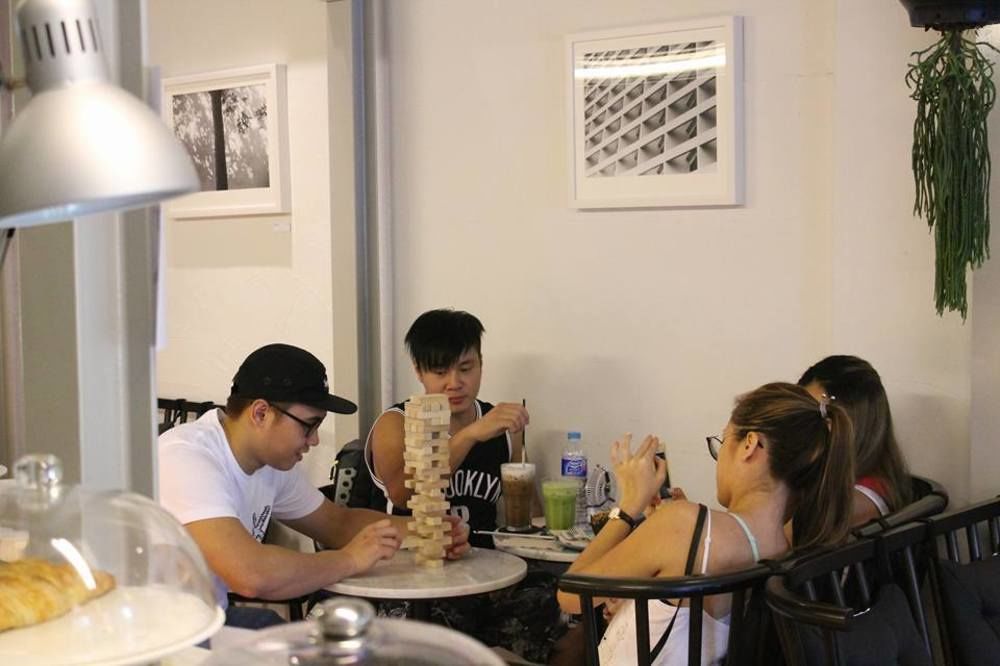 Good One Poshtel & Cafe Bar Pansiyon Bangkok Dış mekan fotoğraf